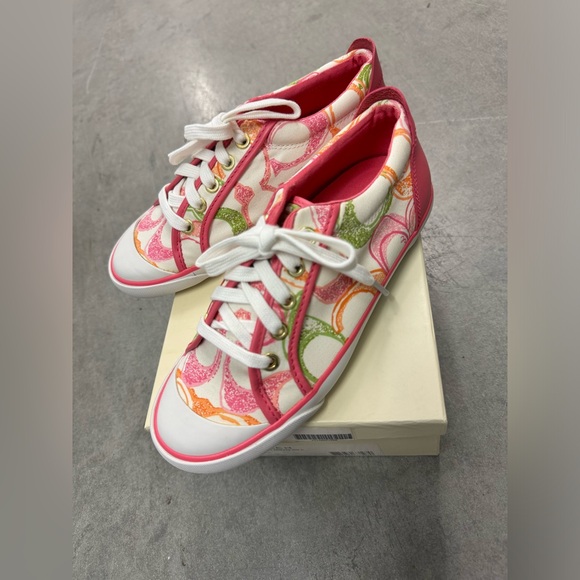 NIB Coach Women’s SZ 6M/36.5M Barrette Dream Muiti Color Signature LogoC Sneaker - Picture 6 of 7